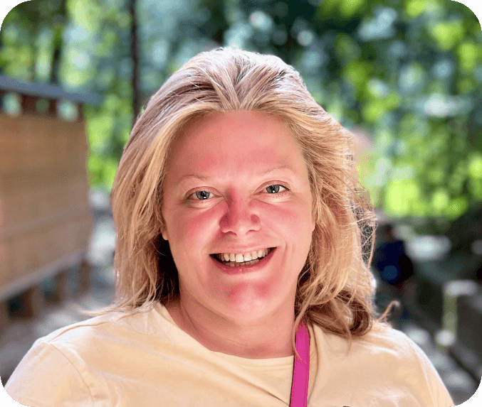 A headshot of Kirsty Parker